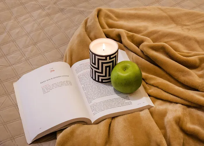 Experience City Nightlife From A Sleek Lavish Pad *